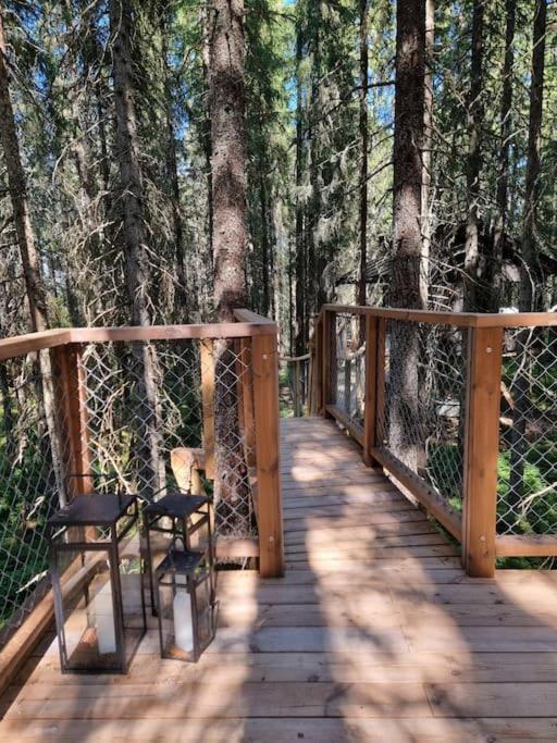 Treetop Ekne - Hytte I Skogen Med Hengebru Hotell Levanger Eksteriør bilde