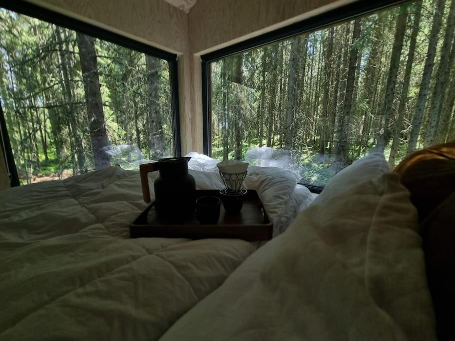 Treetop Ekne - Hytte I Skogen Med Hengebru Hotell Levanger Eksteriør bilde
